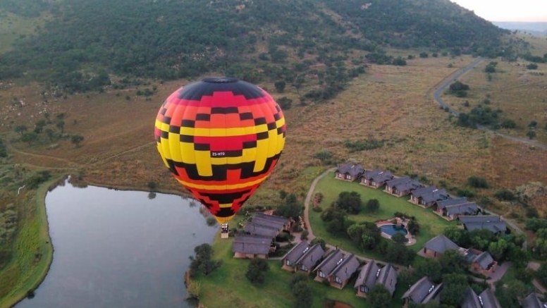 Exclusive Hot Air Ballooning Safari Flight for Two image 3