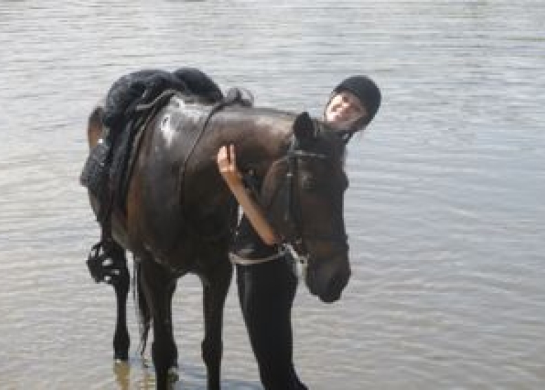 Horse riding image 2