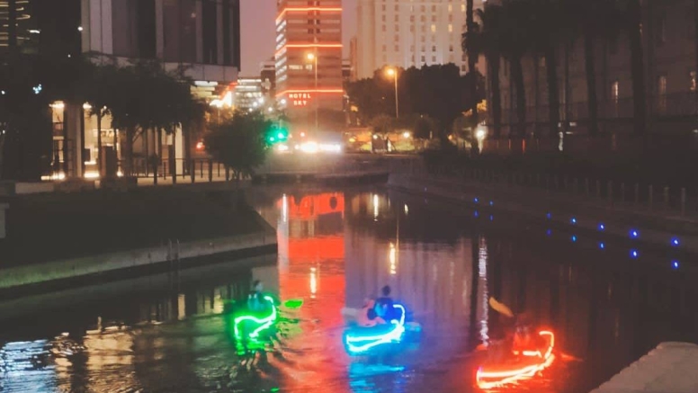 V and A Waterfront Canals Night Kayak image 2
