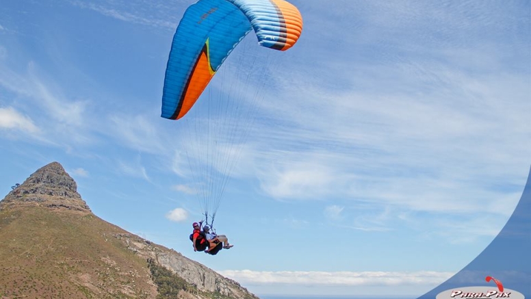 Parapax Tandem Paragliding image 4