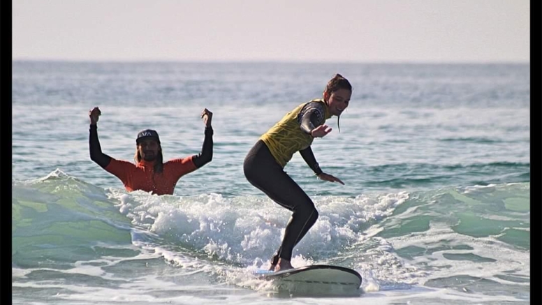 Learn to surf - Private image 1