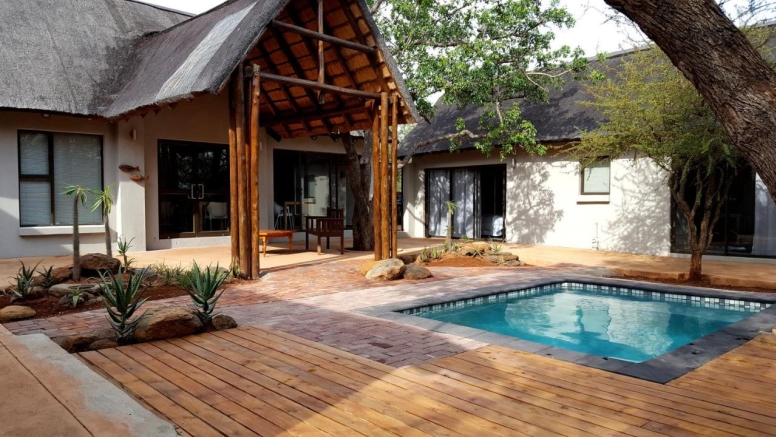 LION SAFARI PACKAGE 3D/2N image 1