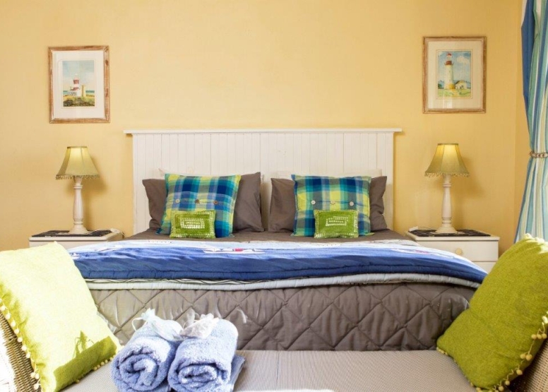 Albatross House Guest House image 8