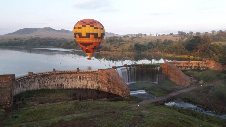 Exclusive Hot Air Ballooning Safari Flight for Two image 16