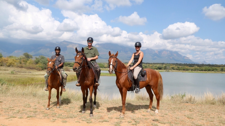 1 Hour Horseback Trail Safari Hoedspruit image 2