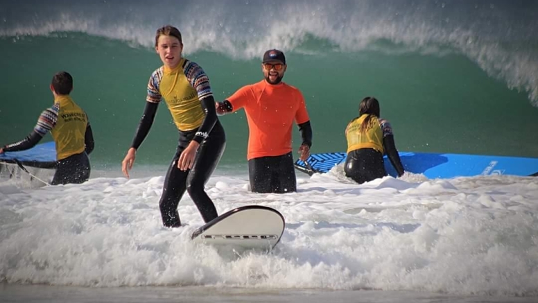 Learn to surf - Groups image 1