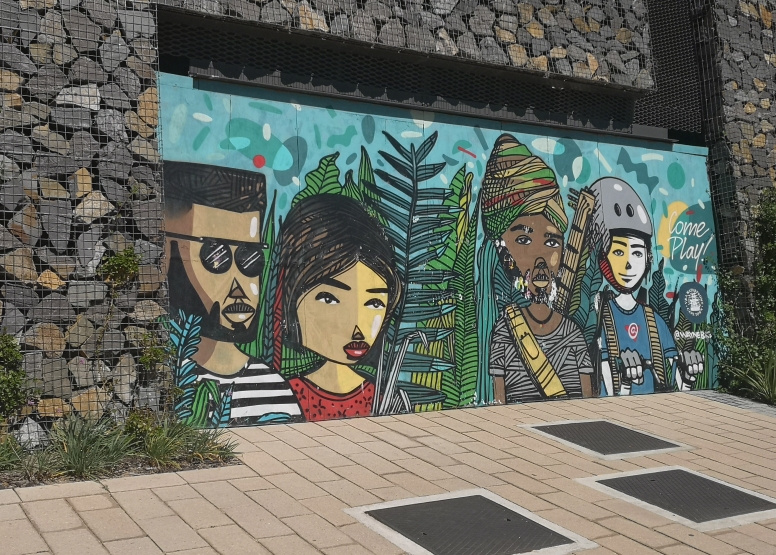 V and A Waterfront Canals Night Kayak image 3