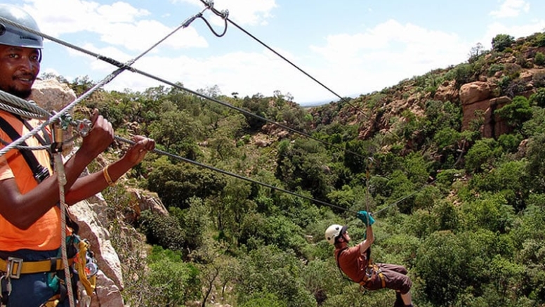 Magalies Canopy Tours 5 Slides image 2