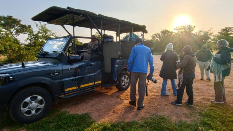 Exclusive Kruger National Park Full Day Safari with Brunch image 1
