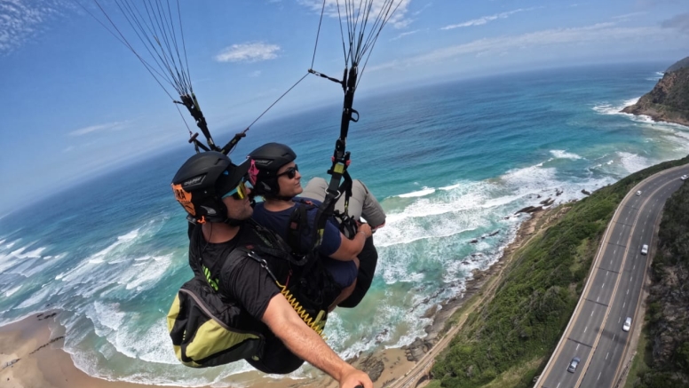 Tandem Paragliding Experience image 19