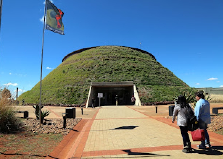 Maropeng Tour image 1