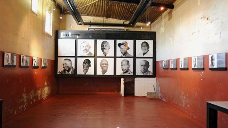 Jo'burg/Soweto & Apartheid Museum - Full Day Tour image 3