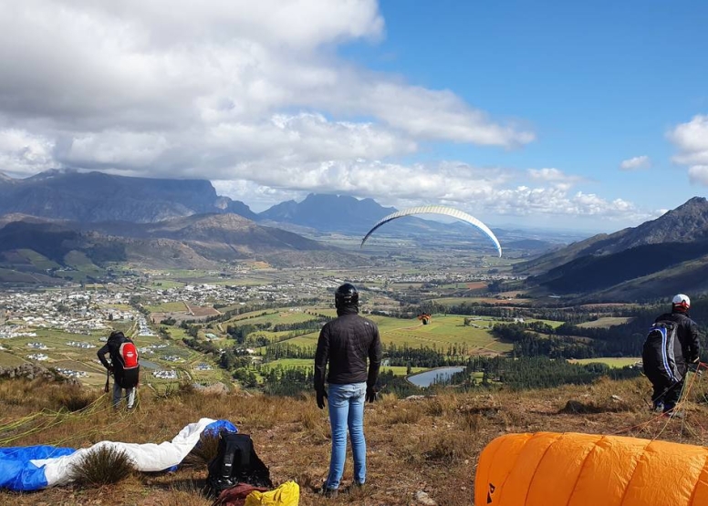 Winelands Tandem Paragliding image 1