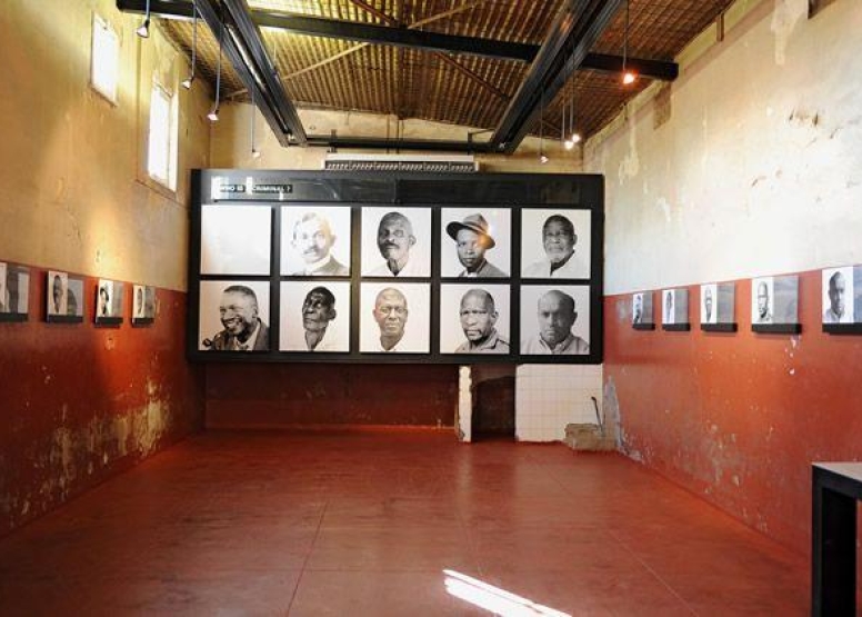 Jo'burg/Soweto & Apartheid Museum - Full Day Tour image 3