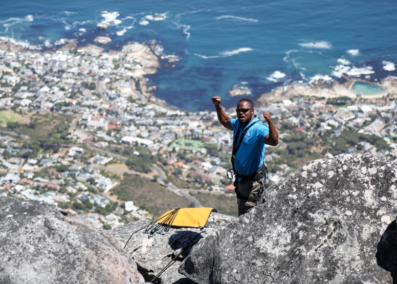 Abseil and Boat Cruise Adventure Combo Cape Town image 6
