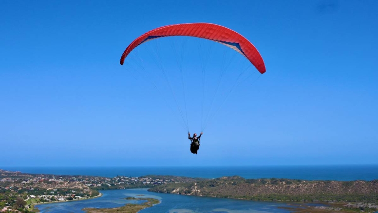 Tandem Paragliding Experience image 8