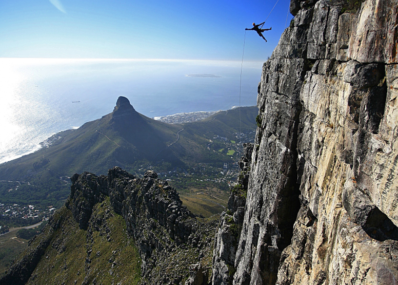 Abseil Table Mountain (112m) image 3